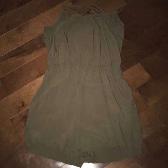 Romper - Picture 3 of 3